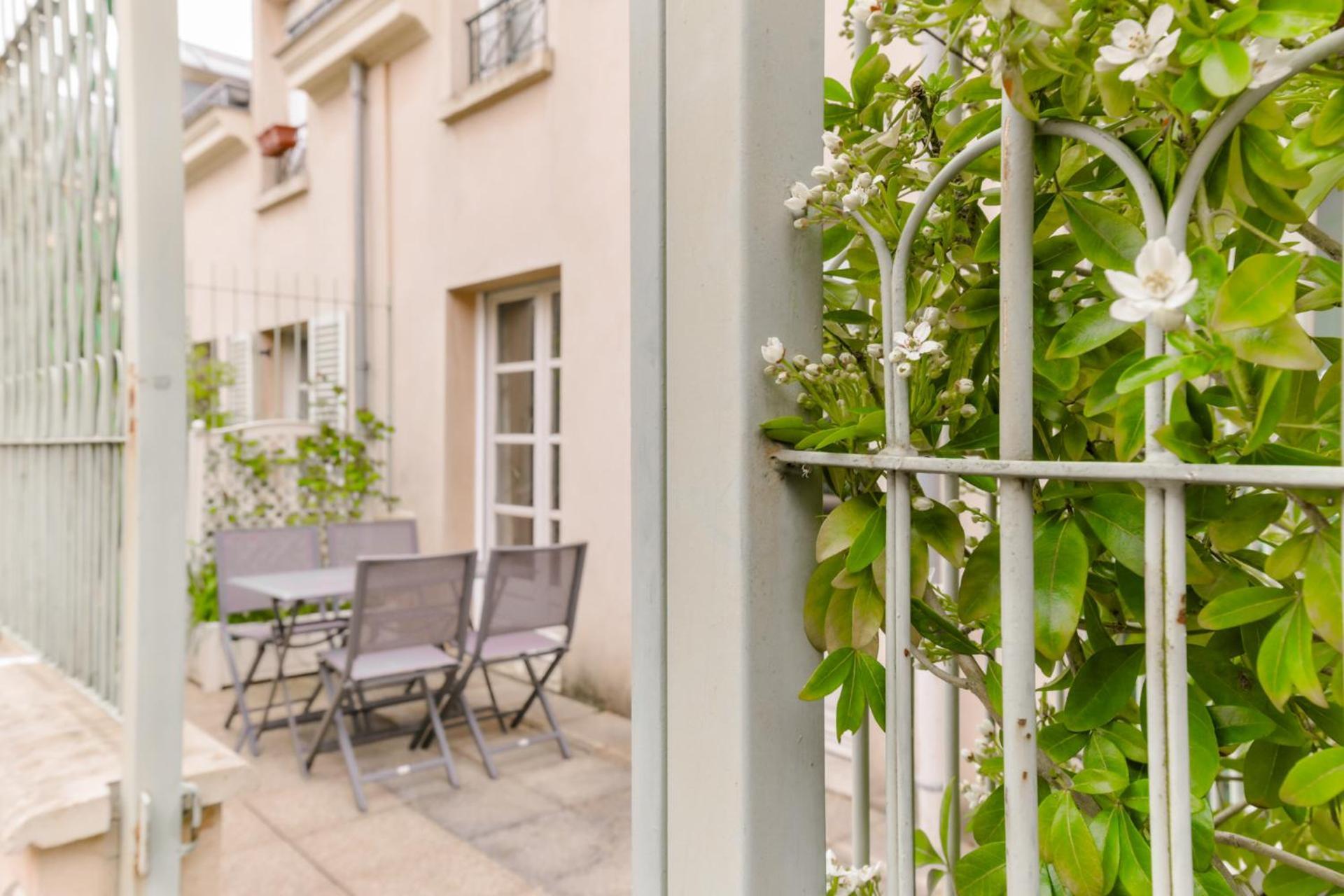Exigehome-Maison Avec Terrasse Privee Βερσαλλίες Εξωτερικό φωτογραφία